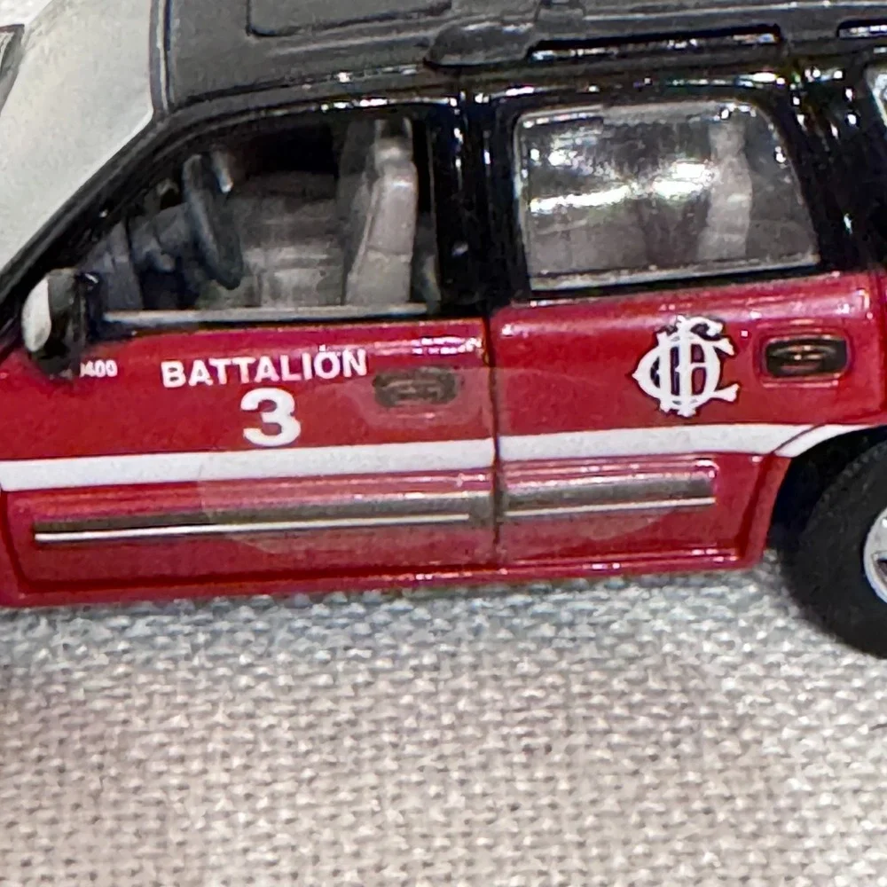1/64 Chevy Tahoe Chicago Fire Department CFD Model Car Diecast Battalion 3 Red